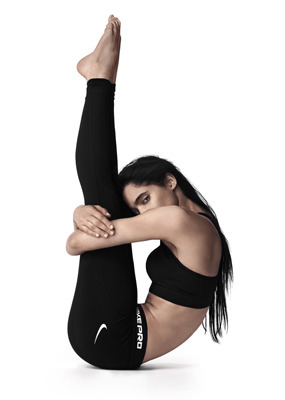 jeffdey:  Sofia Boutella, NikePro. © Jeff Dey 2010 Wow, I&rsquo;ve never seen this foto bef