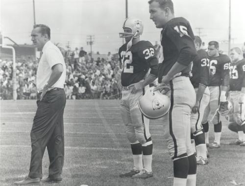lg2018-deactivated20191202: Al Davis coaches from the sideline as QB Tom Flores and his teammates l