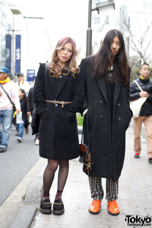 Super stylish couple wearing G.V.G.V., vintage fashion &amp; Nozomi Ishiguro in Harajuku.