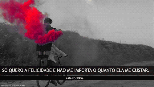 troquei de tumblr »>clica aqui e segue o amargedom no novo tumblr «<