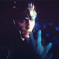 sharinganjea:  Loki from The Avengers / Original from (X)  I’m so sorry but I can’t