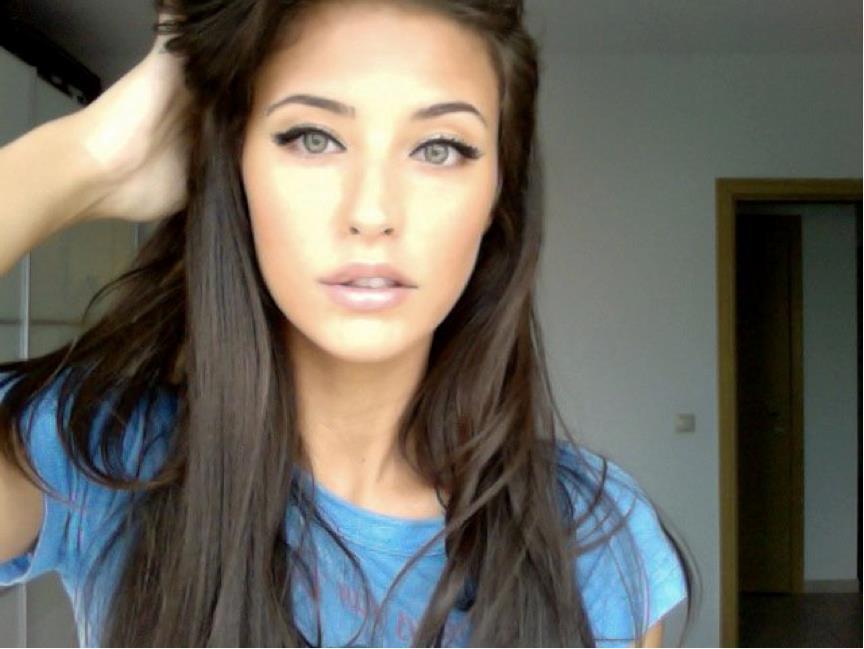 11novembeer:  She’s way too beautiful! 