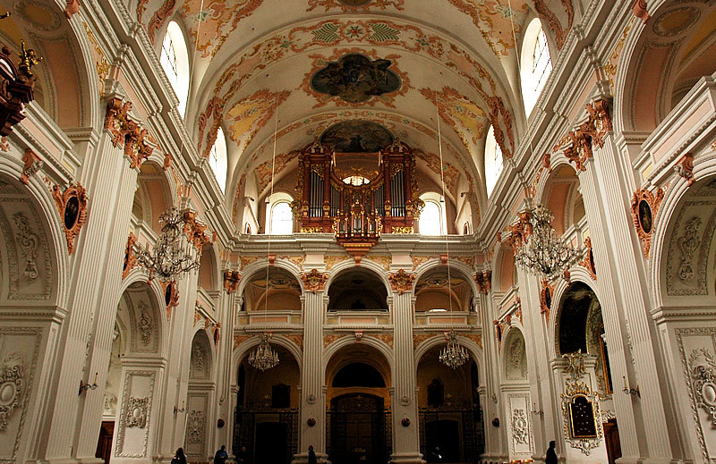 lady-maev-plantagenet:  Church of St. Loedgar 