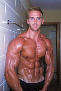 asianleatherboy:  menandmuscle:  Adam Charlton  Blue beautiful 