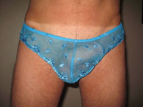 straightpanties:  Blue lace panties 