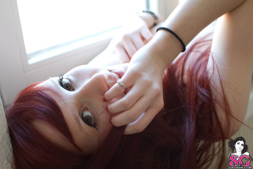 beautifulgirlsmakemesuicidal:  Elena Suicide 