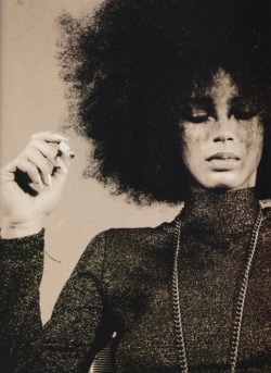 thefacemagazinescans:  Kinky Afro, photographed by Juergen Teller and styled by Judy Blame, December 1990 