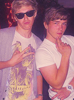 bigtimewanteddirection:  Things I ship more than life itself:  Nosh Horvine  