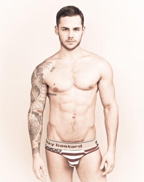 hotdailyhunks:  Check Out MATTHEW CAMP (@Matthewgogo)!! Matthew Is A GoGo Dancer In New York.. And He’s Fucking Sexy!! 