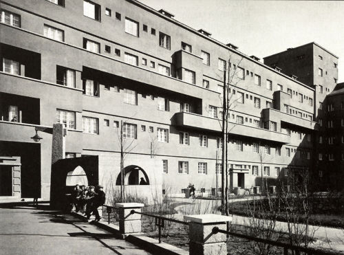 archimaps: The Bebelhof housing project in 1930, Vienna