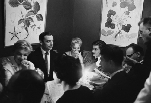 With Simone Signoret, Yves Montand, Romy and Jean-Claude Brialy, 1958.