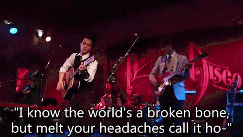 the-absolute-funniest-posts:  Follow this blog, you’ll love it on your dashboard!