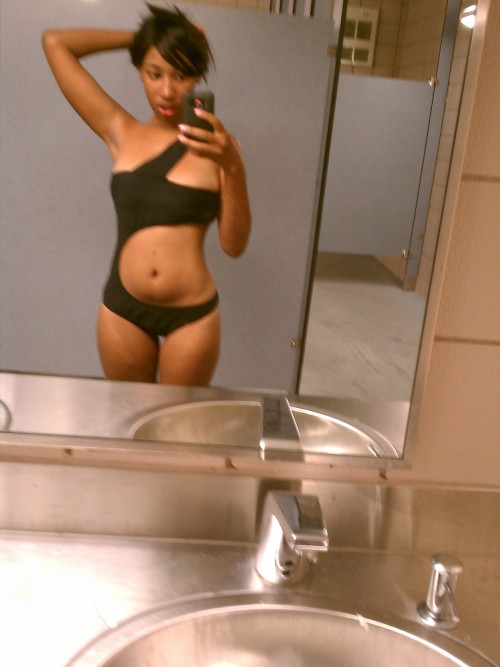 fatty-mcmia:  loyaltilldeath:  fatty-mcmia:  blah.   ;p oh hai, it’s me and my perfect body.. i wish my stomach was flatter tho..  
