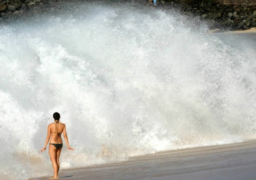 Porn Pics bikini girl: waves crashing on the beach…