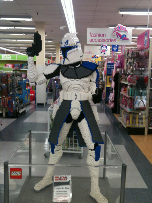 Awesome Lego statue.