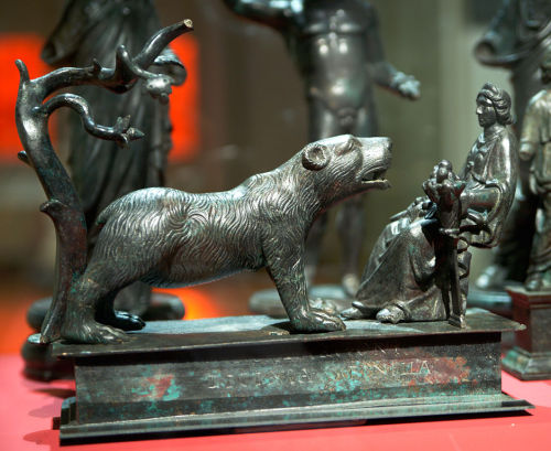 romegreeceart: birdsofrhiannon:The goddess Artio as depicted in the Muri statuette group, presumably