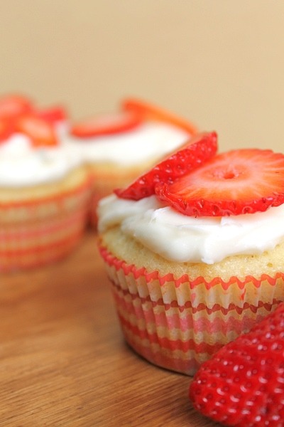 peachy-blisss:  if you want to see more posts like this, click here, and also see more boho, quality, fruity, food, chocolate, nature and white ;) *not my picture* 