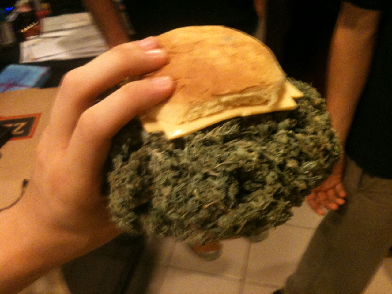 st0ner-c0mics:  Quarter pounder with cheese 