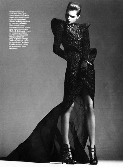 inspirationgallery:  Karolin Wolter by Terry Tsolis. Vogue Russia Sept 09  