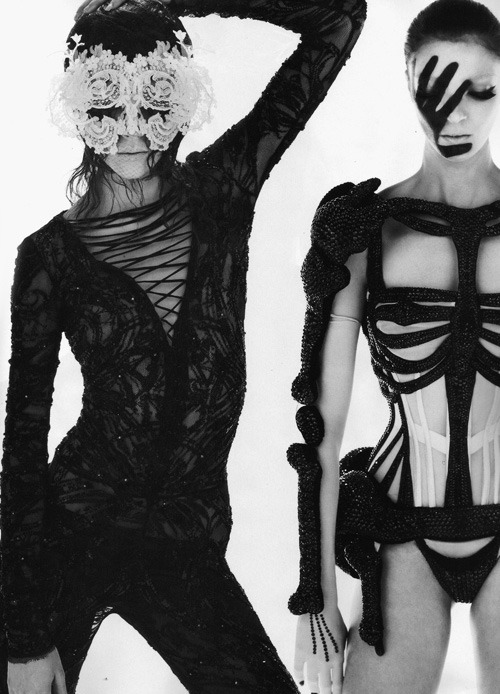 orysmatik:  Freja Beha Erichsen &amp; Mariacarla Boscono By Mert &amp;
