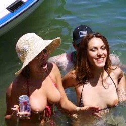 exposed-in-public:  In the water on Flashing