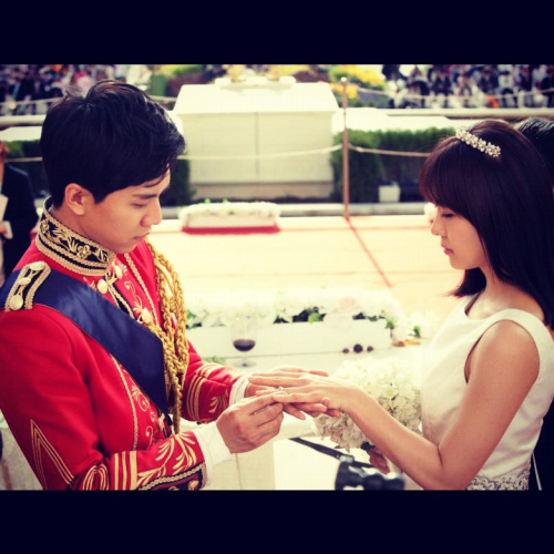 seunggiyah:  Will you be my queen?  (yesyesyesyesyes)