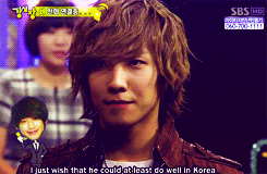  ♔ things i like about my bias ▶ his smile  