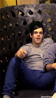 jjanoskians:  janoskiansaddicted4life:  &lt;3   