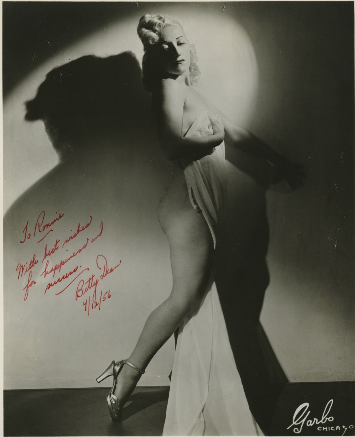 burlyqnell:   Betty Dean   Vintage 50’s-era promo photo personalized: “To