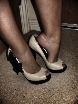 lovingwives:  I have a new friend who’s really in to shoes. All women love shoes but this lady lives shoes. She’s also quite bossy and so I’m wondering what I’m getting in to now.