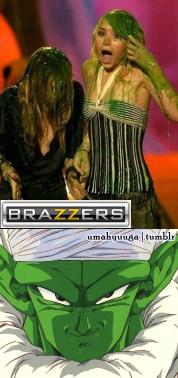 um-otaku-metaleiro:  Um logo, muda tudo! KKKKKKKKKKKKKKKKK’