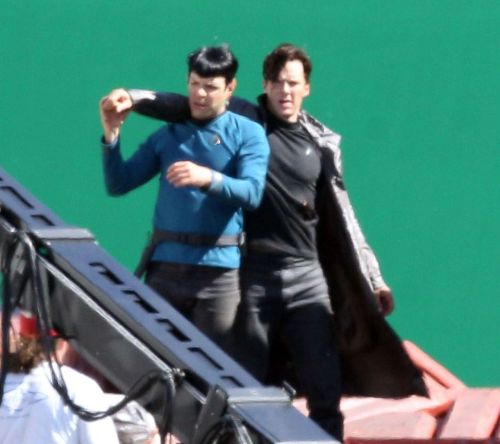 tulililli:the-cucumberpatch:It kind of looks like the two of them are trying to dance and Zachary’s 