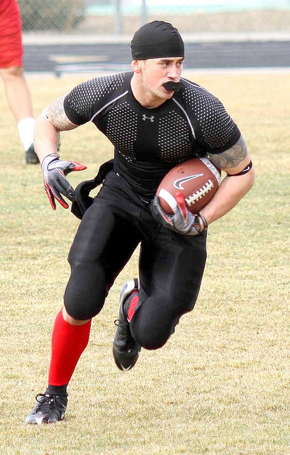 jockloverspics:  Spring Football by VarsityLife on Flickr. 
