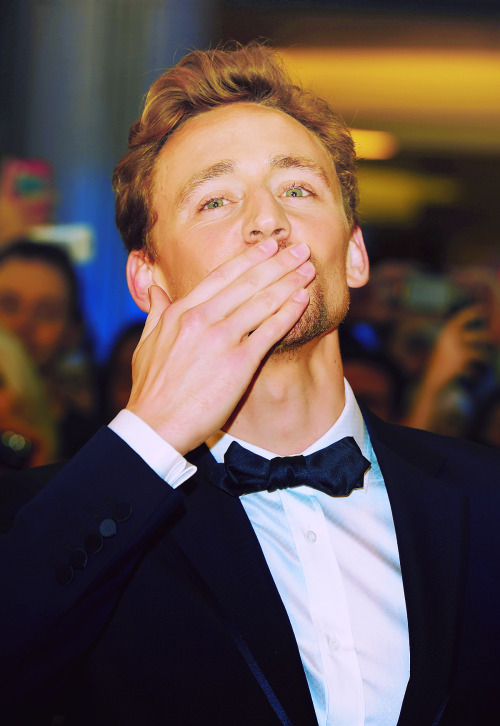 hiddlesbatchery: Never stop. Never stop fighting. Never stop dreaming. And don’t be afraid of 