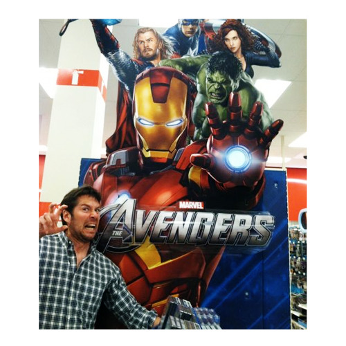 lizznotliz:  @alydenisof: Yes, Alexis IS in The Avengers….see.