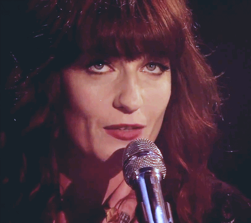forever-florence:  Perfect bone structure! 