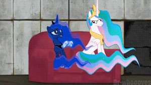mellydash:  And here we see the majestic horse.  Notice it’s divine intelligence.  