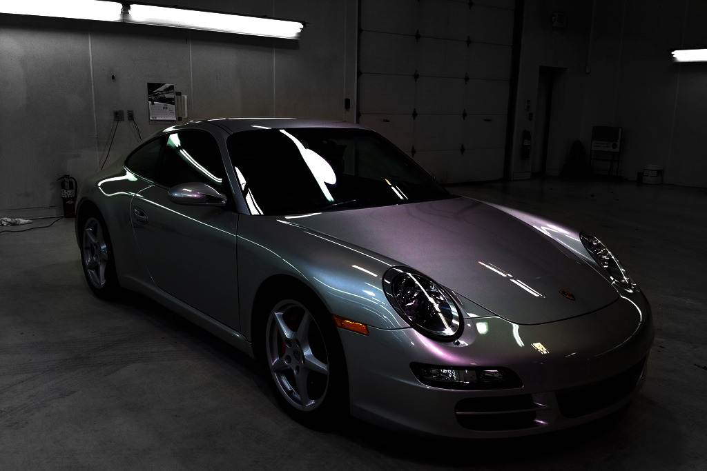 kimchiminji:  Took this with iPhone testing out lighting  &lt;3 mah Porsche