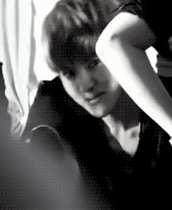 krisyeol:  Kris @ Fan sign Korea 120509 