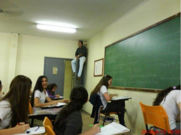 mochitastic:
“ ohmymangum:
“ nostopdasgay:
“ ratchetmess:
“ serious about cheating in his class room
”
If Clint Barton was a teacher.
”
IF CLINT BARTON WAS A TEACHER OMG
”
#watching you all from the nest
”