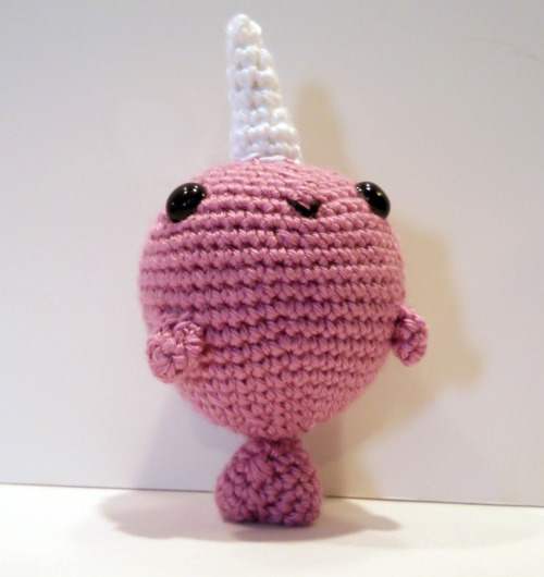 moare:  syppahscutecreations:  New color of narwhal! Berry-pink!You can find her in my Etsy Shop.     /creeps off to get some yarn and a crochet hook 9w9