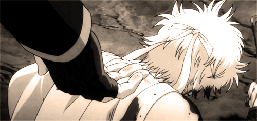  Takasugi: Hey. Need a hand there, Gintoki? Gintoki: Shut up! Who needs a hand from you?! 