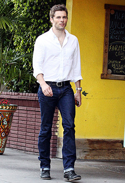 scottxlogan:James Marsden looking really hot on 5/8/12