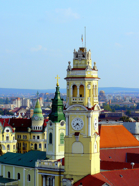 Parts of the old town in Oradea, Transylvania, Romania (by MarculescuEugenIancu).