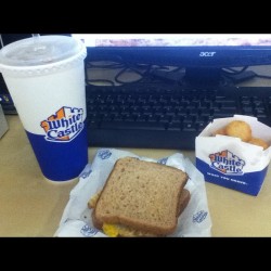 Ahhh, the smell of an early death ❌❌❌ #whitecastle #healthy #fatgirlproblems  (Taken with instagram)