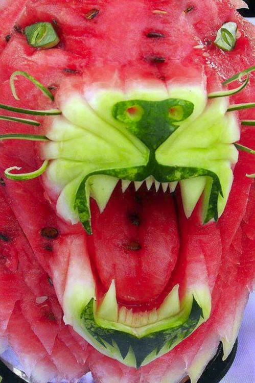 sav3mys0ul:  Watermelon Art 