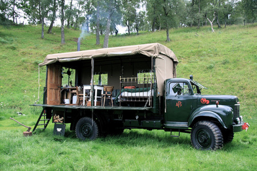 Reminds me of Peter&rsquo;s Bauwagen. The truck&rsquo;s a 1954 Commer Q4 fire auxiliary truck and is