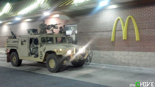 redneckavenger:  heavy-metal-thunderr:  newyorkcorpsman:  hi I’d like a burger and some FREEDOM FRIES.  This made my life.  Can’t 