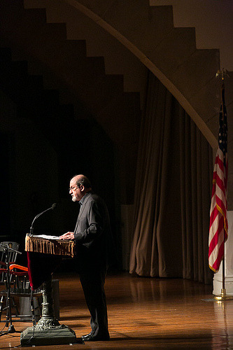 Salman Rushdie delivers the Freedom to Write lecture at the PEN World Voices Festival of International Literature.
Photo © Beowulf Sheehan / PEN American Center