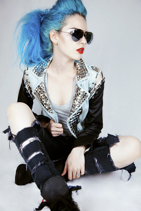 barbiesawhore:  grunge/pastel 